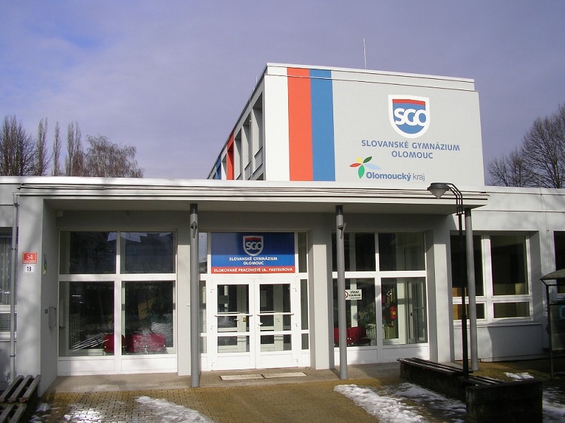 Písmomalířské práce - Slovanské Gymnázium